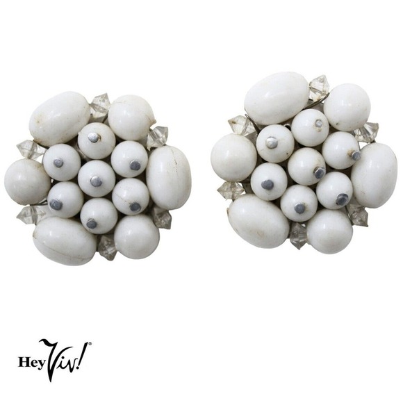 Vintage White and Clear Bead Cluster Clip On Earrings Marked Hong Kong - Hey Viv - Picture 1 of 5
